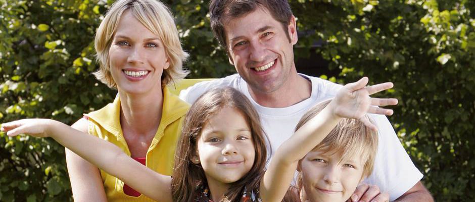 Riester-Bausparen ist besonders für Familien mit Kindern und geringerem Einkommen lukrativ (Foto: Bausparkasse Schwäbisch Hall) Riester-Bausparen ist besonders für Familien mit Kindern und geringerem Einkommen lukrativ (Foto: Bausparkasse Schwäbisch Hall)