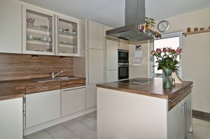 Die Küche lässt das Kochen zum Event werden Foto: Fabian Möbis Die Küche lässt das Kochen zum Event werden Foto: Fabian Möbis