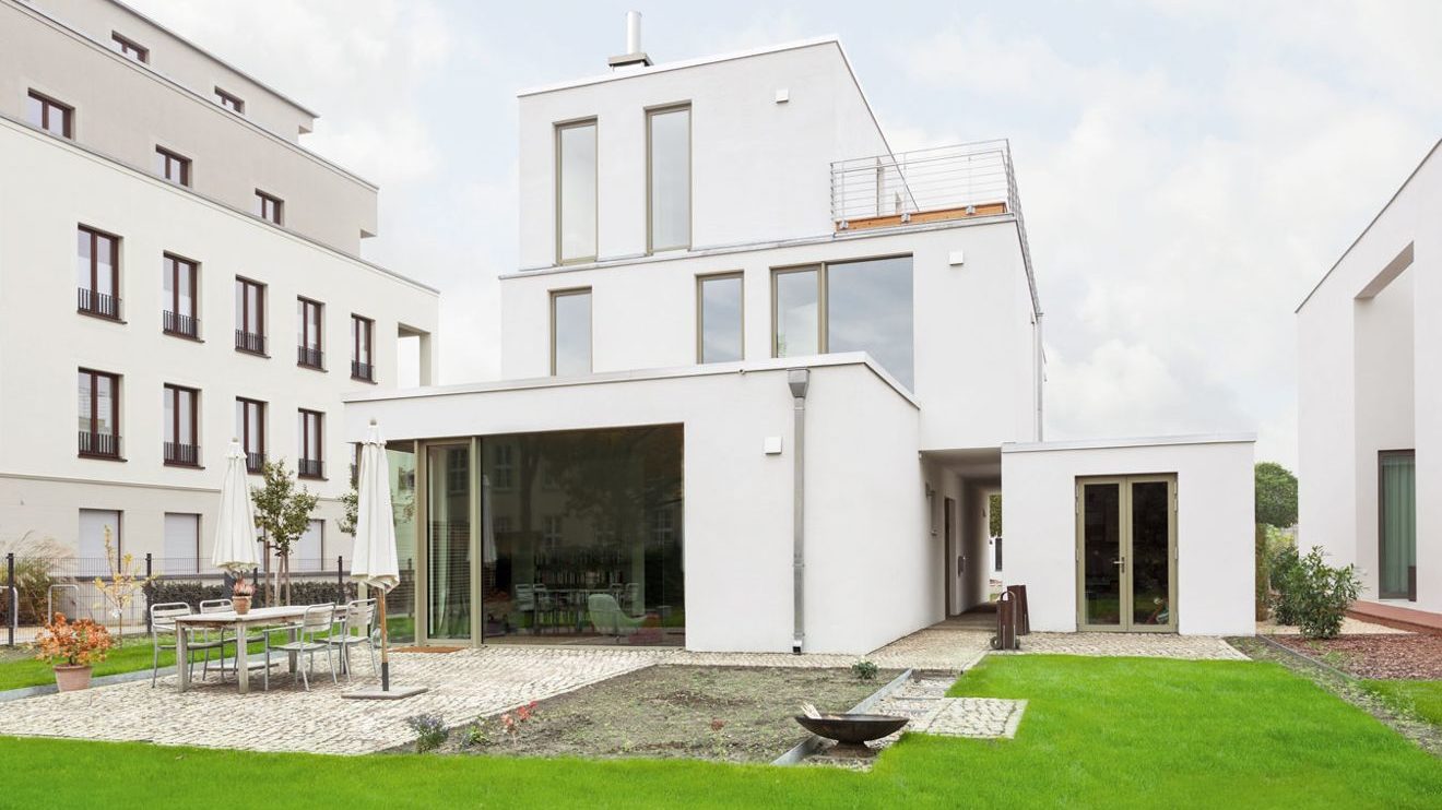 Modernes Architektenhaus von KOSIMA-Haus Foto: KOSIMA-Haus