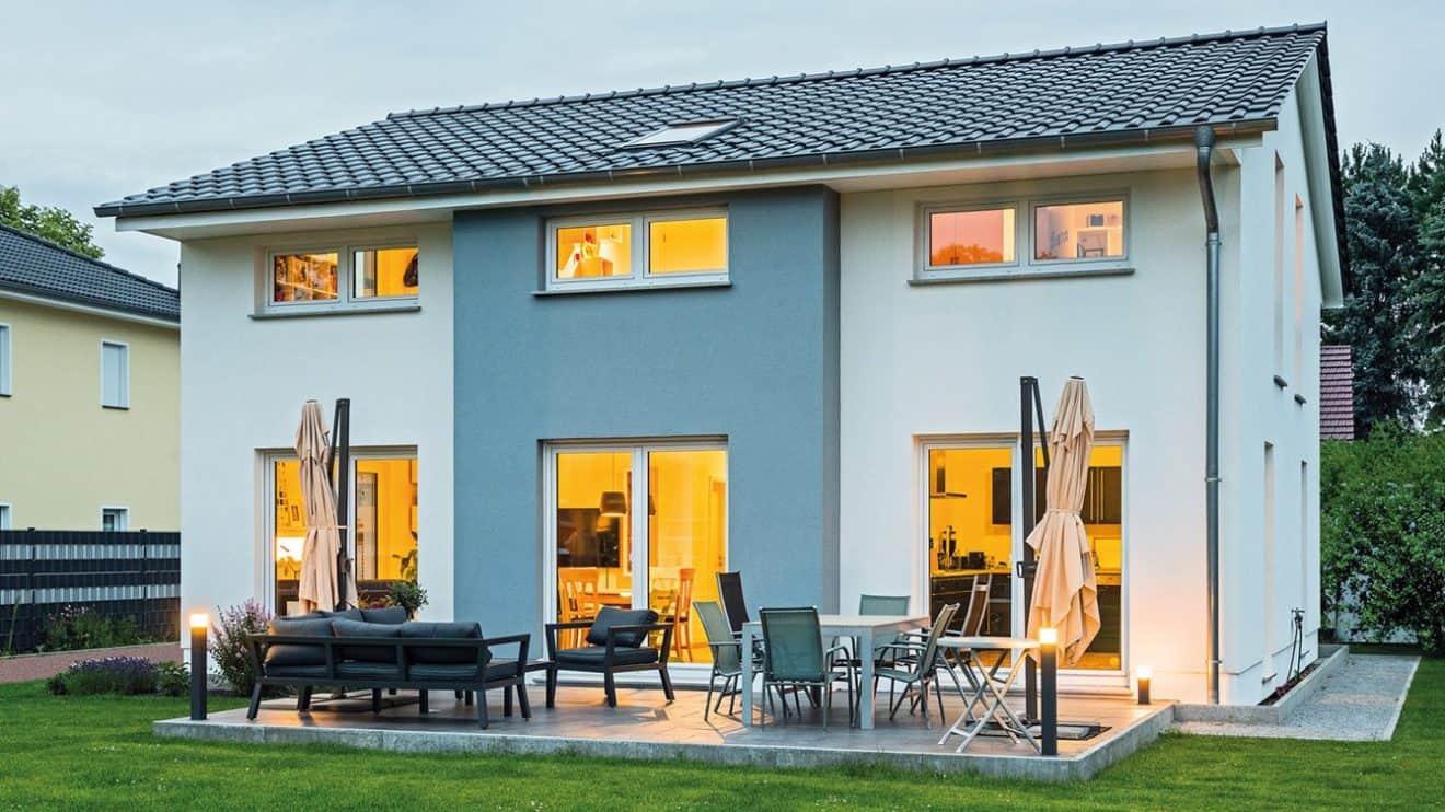 Roth Massivhaus Zeitlos schönes und effizientes Haus