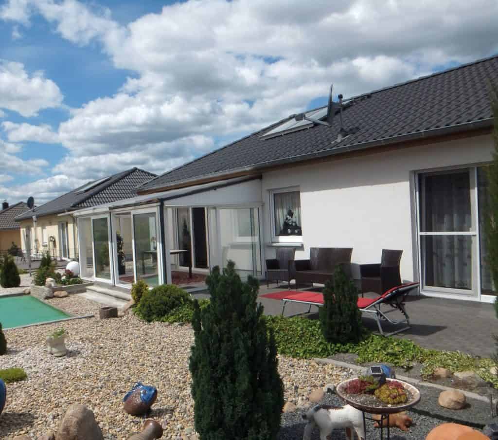 Familie Wolter lebt in Bayern und baute zwei Häuser in Sachsen-Anhalt