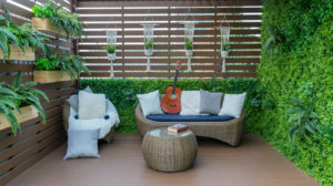Wohlfühloase auf der Terrasse mit WPC-Dielen