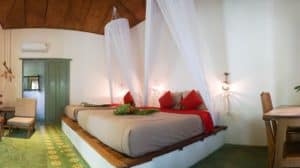 Moskitonetz im Schlafzimmer