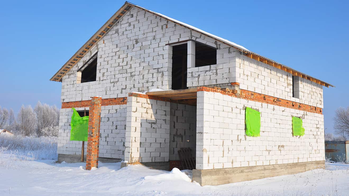 Bau eines neuen Hauses mit Porenbeton